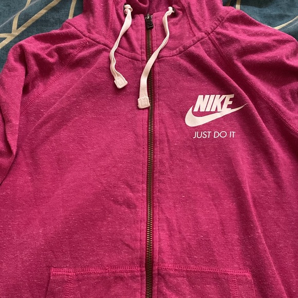 Nike zip up jacket - Picture 2 of 7
